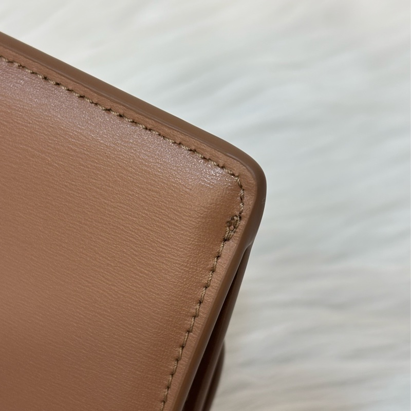 CELINE TRIOMPHE 10I583 金釦凱旋門金棕金牛皮 BOX 零錢包卡夾信用卡包名片夾短夾錢包-9