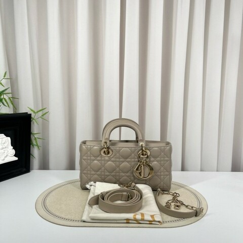 gyj hj zzz DIOR迪奧 Lady D-Joy三格戴妃橫版小號雙肩帶手提包 可單肩斜挎 適合日常使用 高級有質感