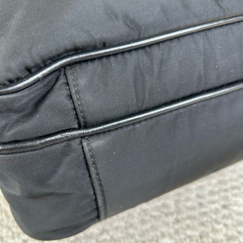 Prada普拉達黑色手提公文包 真皮拼尼龍布材質 容量大 能裝下筆記本 商務休閒都合適-10