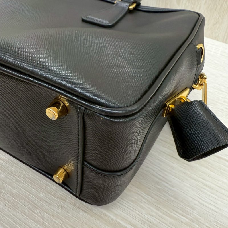 PRADA黑金牛皮方形手提托特包BL0095-8