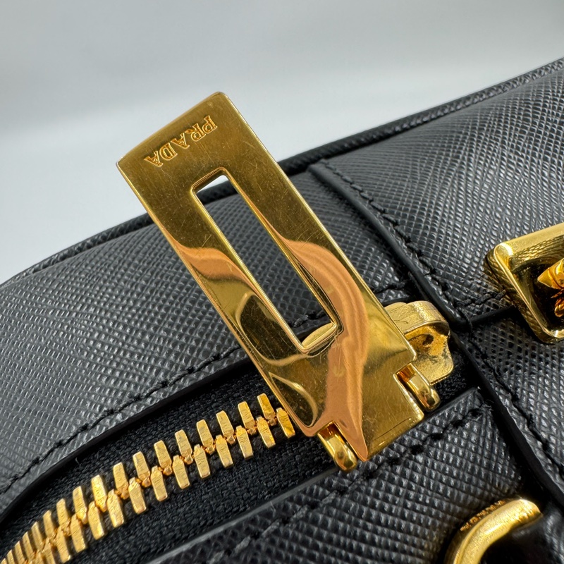 PRADA黑金牛皮方形手提托特包BL0095-24