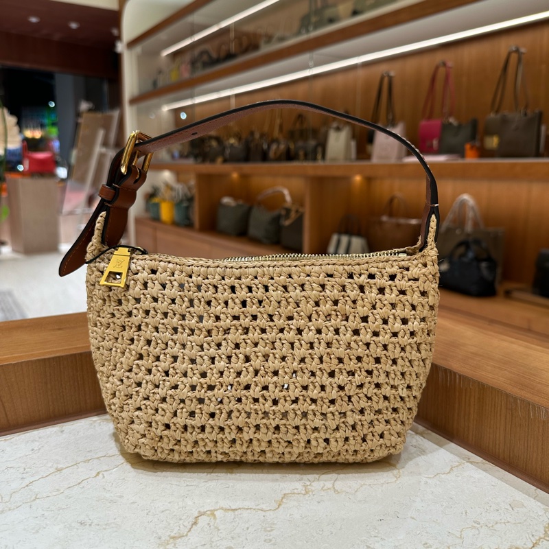 Louis Vuitton hills pochette hobo 手拿包-6