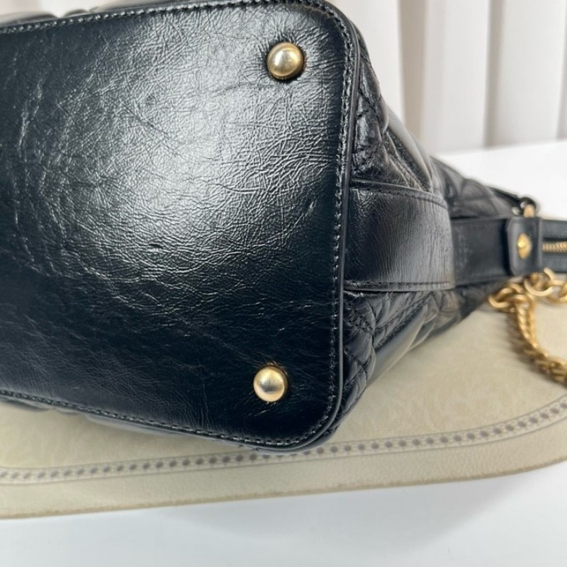 CHANEL香奈兒 28開 黑色嬉皮包 復古小牛皮黑金 字母肩帶款 做舊感酷酷的-8