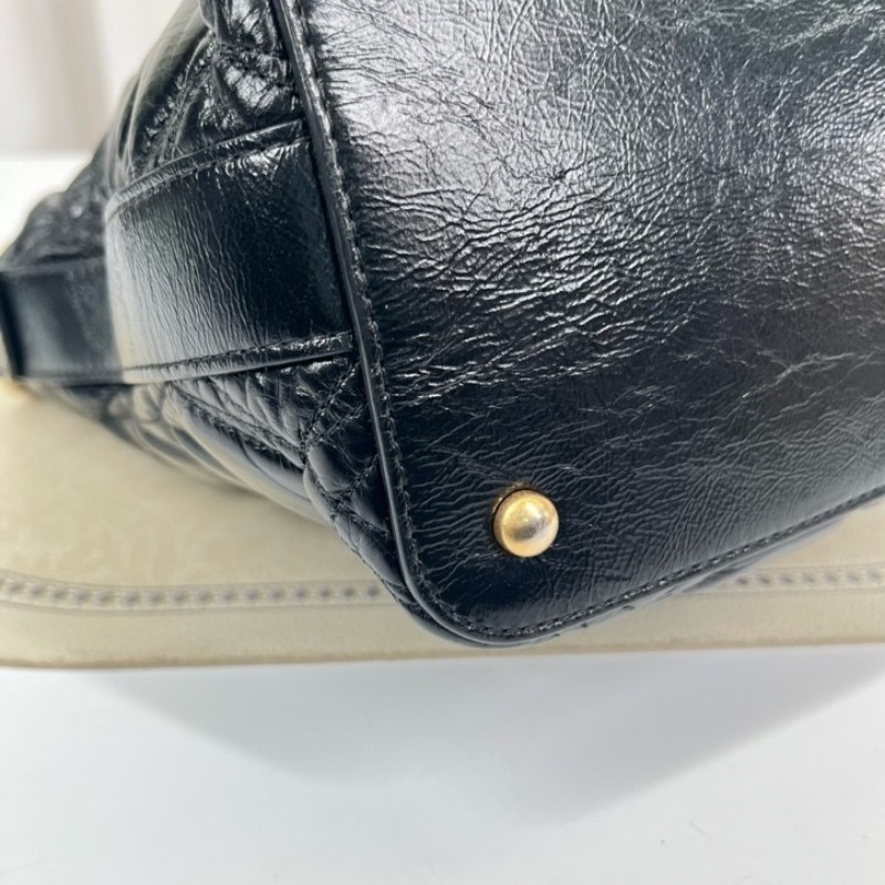 CHANEL香奈兒 28開 黑色嬉皮包 復古小牛皮黑金 字母肩帶款 做舊感酷酷的-10