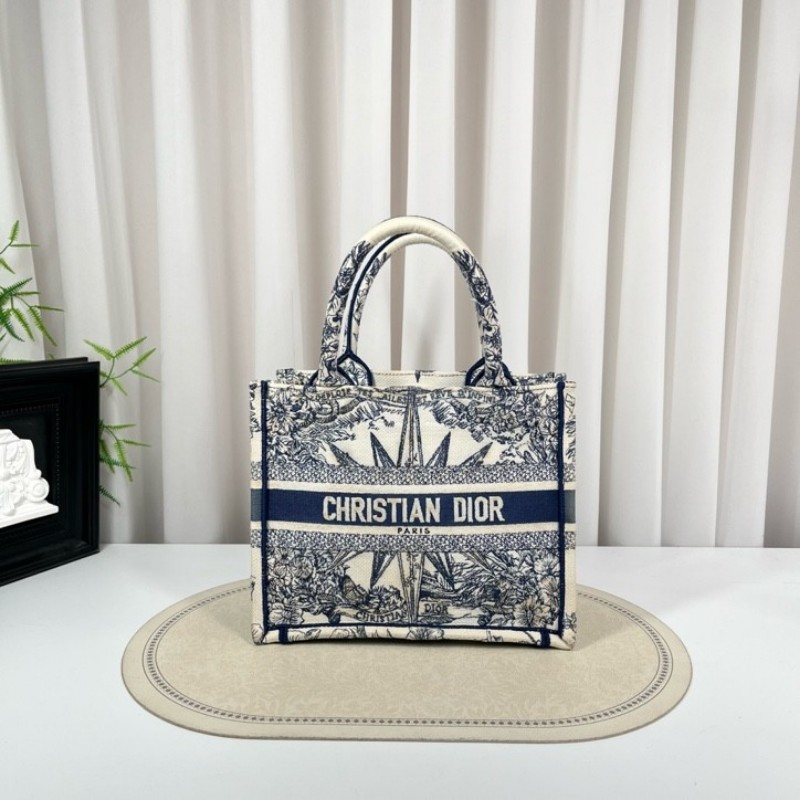 DIOR迪奧 booktote 小號托特八芒星限量款無限夢境藍色刺繡-5