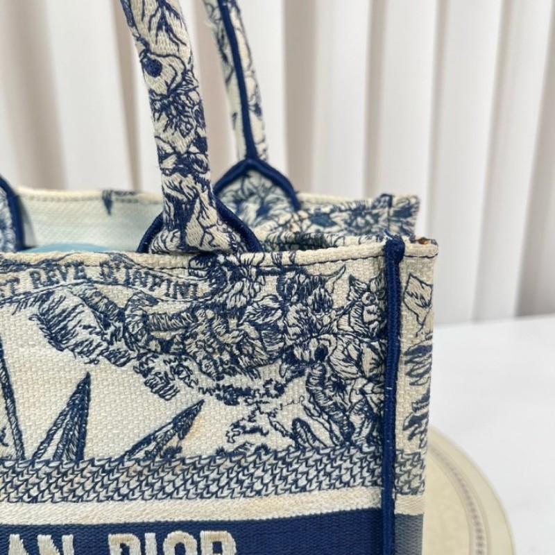 DIOR迪奧 booktote 小號托特八芒星限量款無限夢境藍色刺繡-13