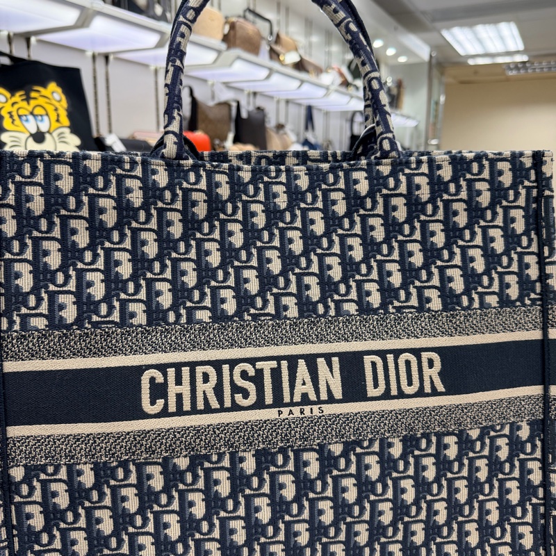 Dior tote bag 大號 全新-1