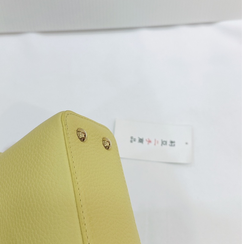莉亞精品♡ LV Capucines BB 小雞黃 二手美包-9