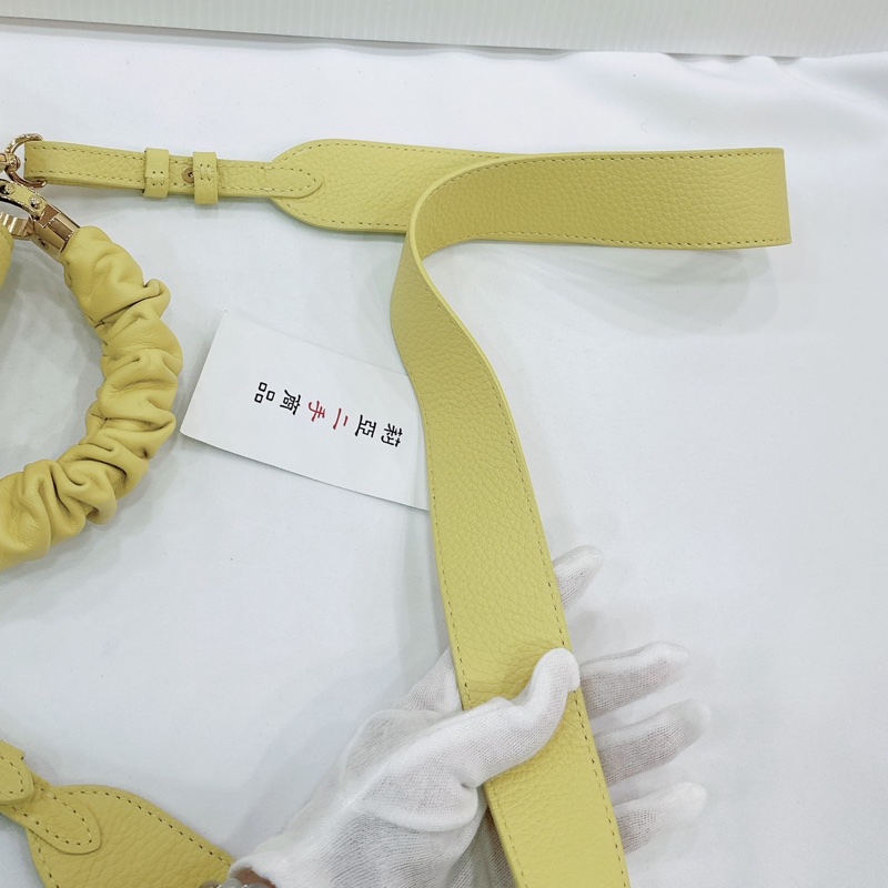 莉亞精品♡ LV Capucines BB 小雞黃 二手美包-17