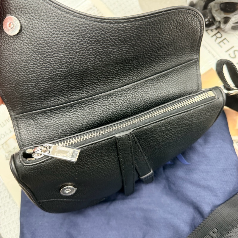 Dior 男士斜挎 全新-2