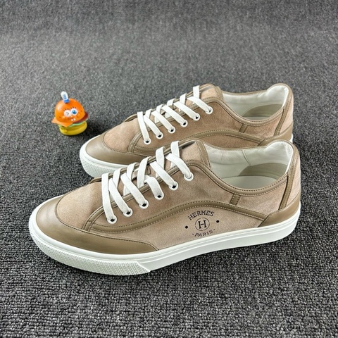 Hermes愛馬仕灰色板鞋 男鞋 尺碼43