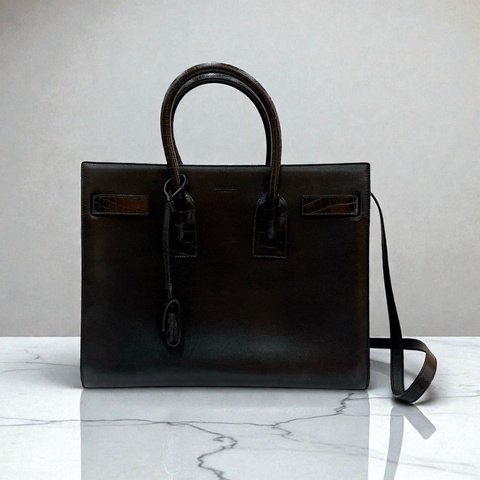 莉亞精品♡ YSL 牛皮手提風琴包黑皮革 二手