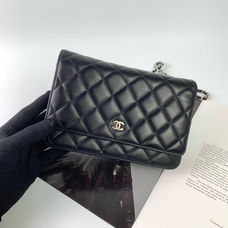 Chanel woc羊皮黑銀-1