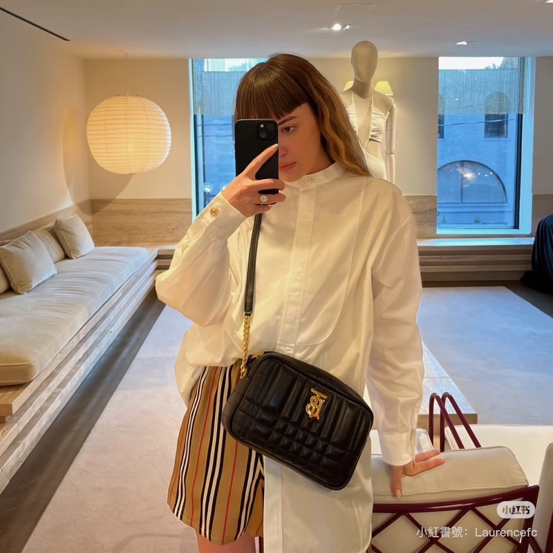 莉亞精品♡ Burberry 8090446 相機包 二手-1