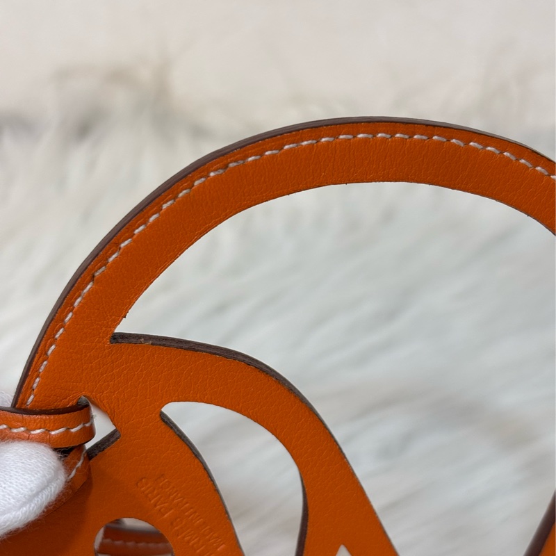 HERMES Paddock Cheval Bag Charm 愛馬仕 橘色 皮革 縷空 馬頭-9