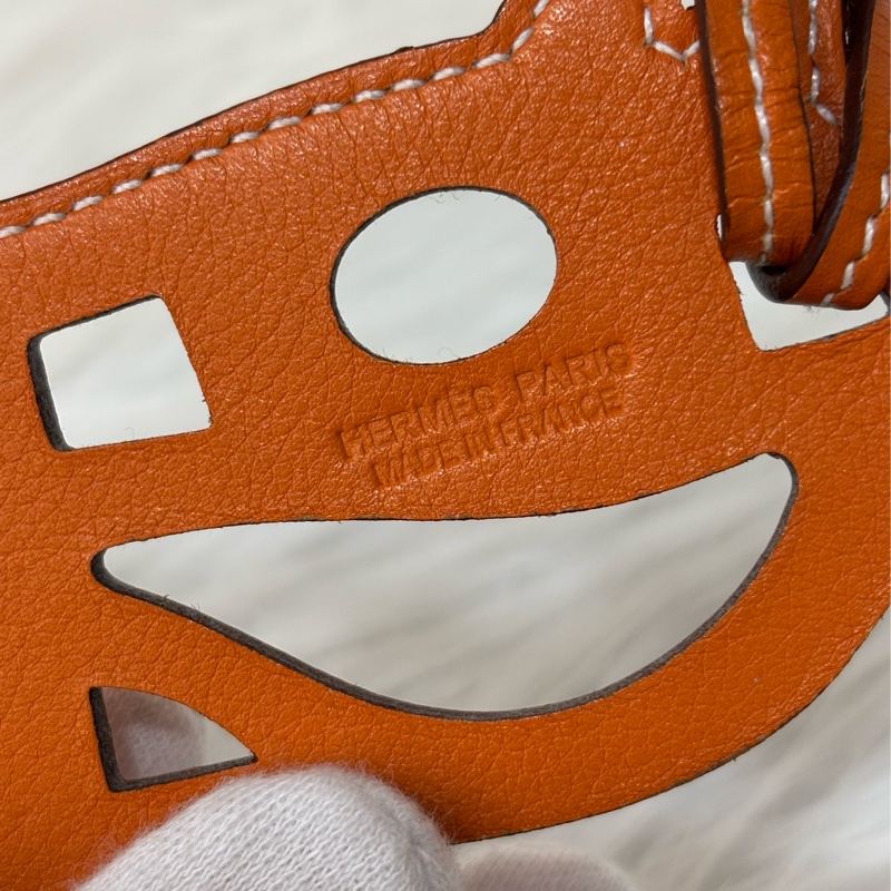 HERMES Paddock Cheval Bag Charm 愛馬仕 橘色 皮革 縷空 馬頭-14