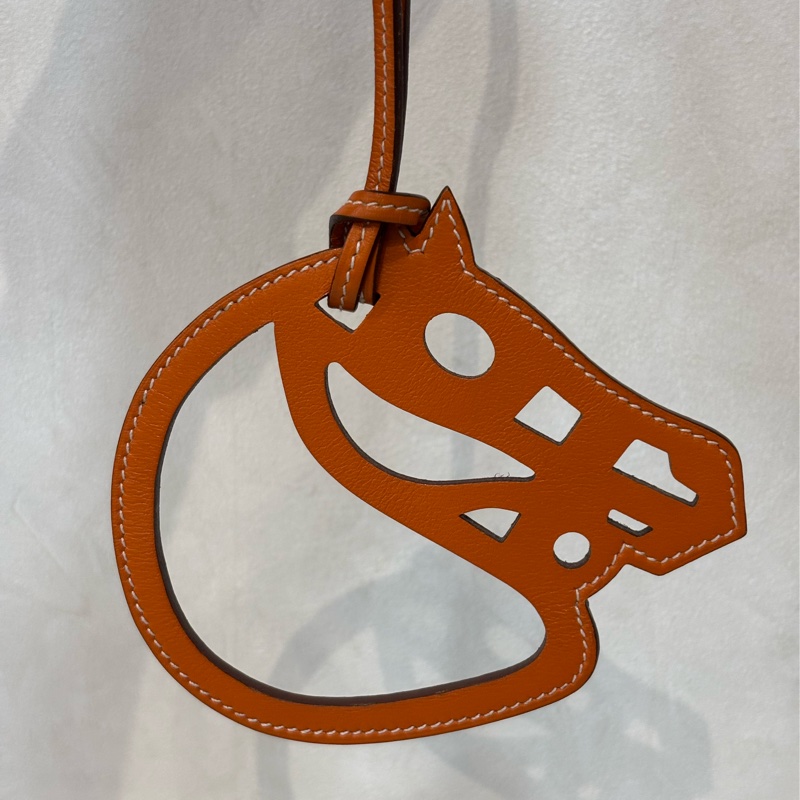 HERMES Paddock Cheval Bag Charm 愛馬仕 橘色 皮革 縷空 馬頭-19