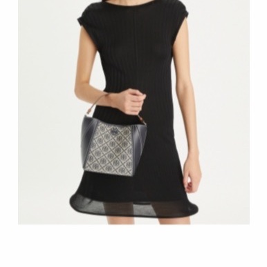 Tory Burch 女士 T MONOGRAM MCGRAW 小號水桶包均碼碼18cm*12.5cm*19cm-4