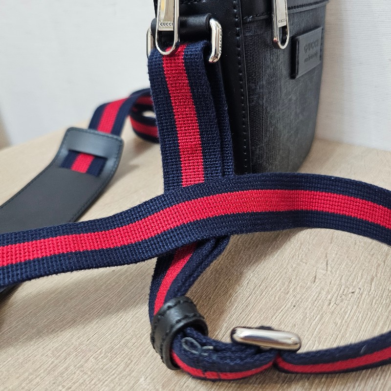 [新年買新包福利🧧] Gucci黑灰老花藍紅藍背帶拉鏈mini日字斜背包-4