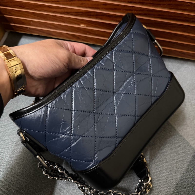 Chanel 流浪包黑藍(小號)-2