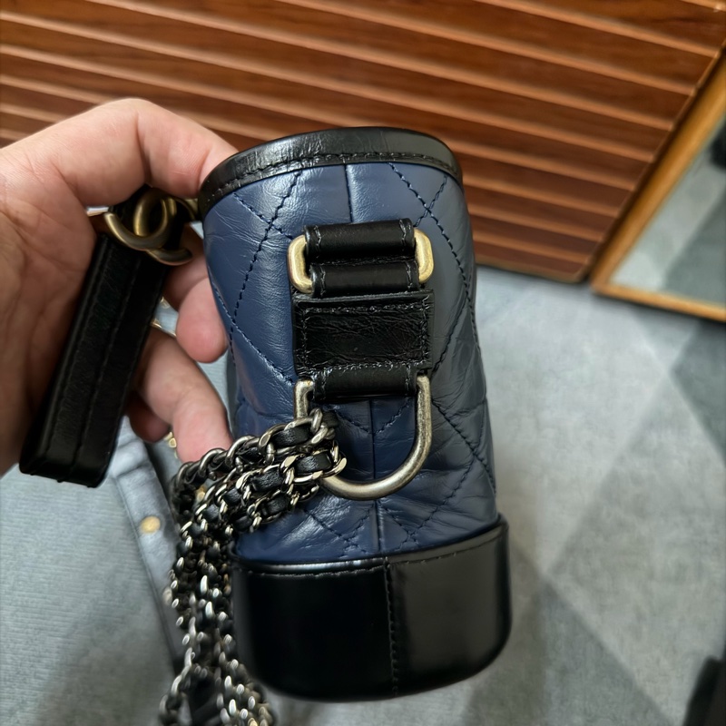 Chanel 流浪包黑藍(小號)-3