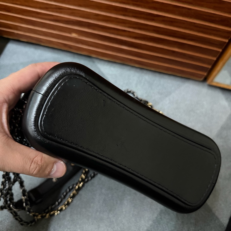 Chanel 流浪包黑藍(小號)-4