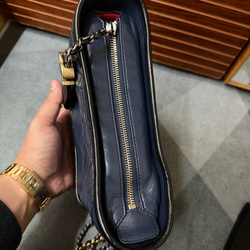 Chanel 流浪包黑藍(小號)-6