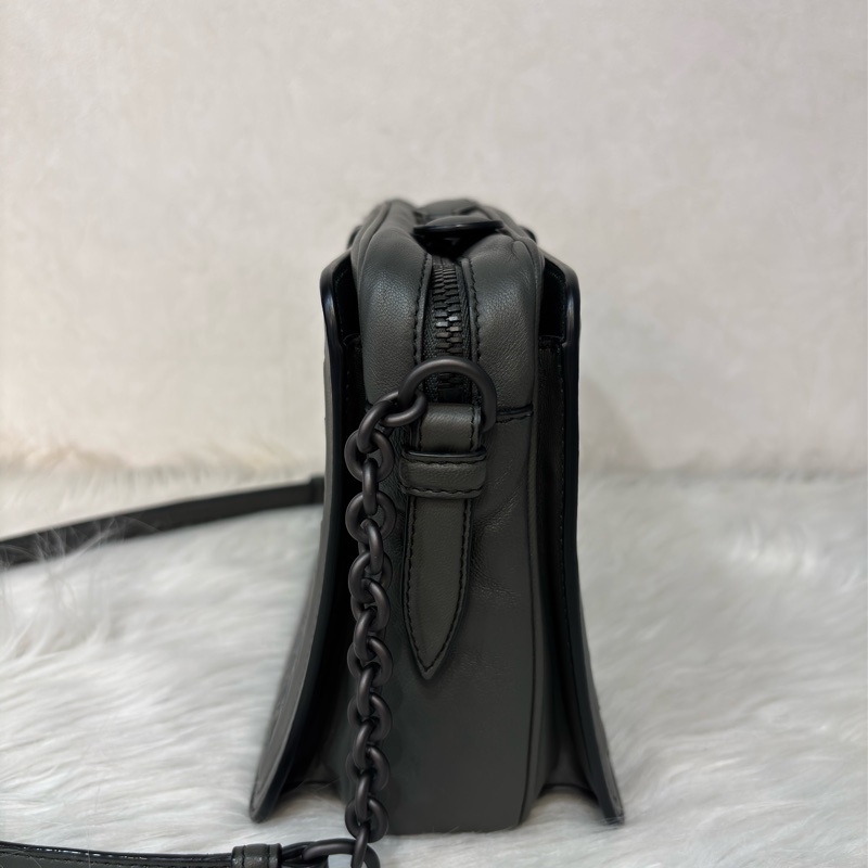 BOTTEGA VENETA BV 鐵灰色 編織 拉鍊 三層 肩背包 斜背包 航空包 郵差包-2