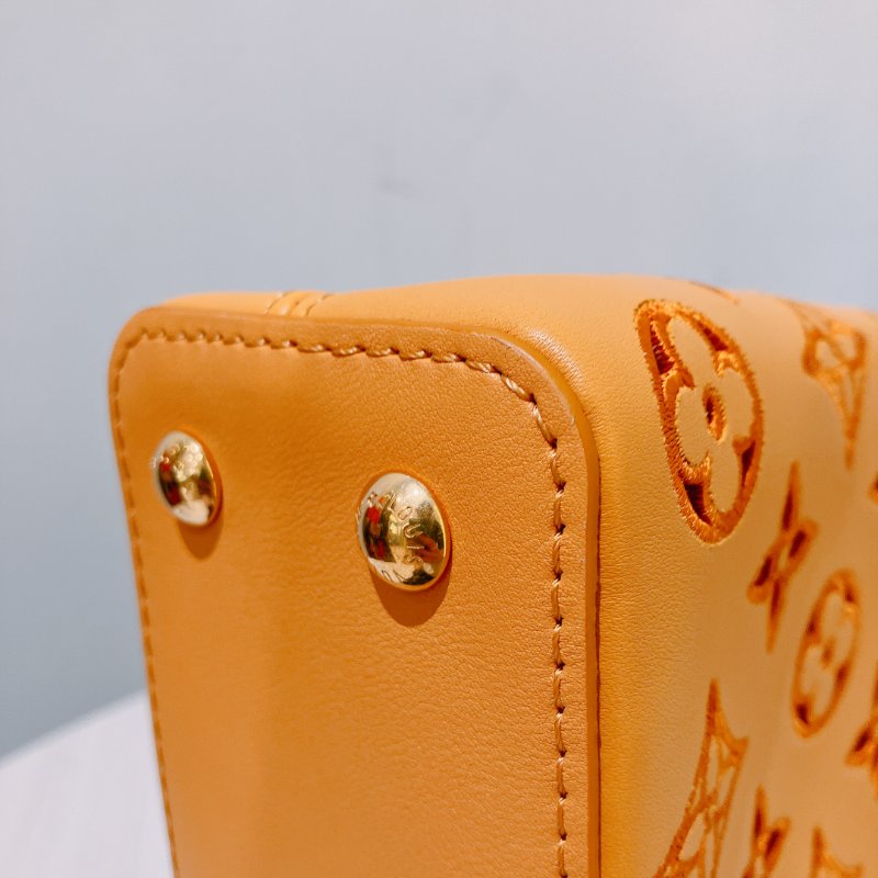 TK1922 路易威登 黃色 小牛皮 手提/斜孭袋 Louis Vuitton Mini Capucines Calfskin Yellow Bag-7