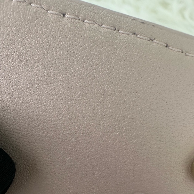 閑置品🌟DIOR Glycine 粉色羊皮金扣 卡片包 2025年全套有盒-9