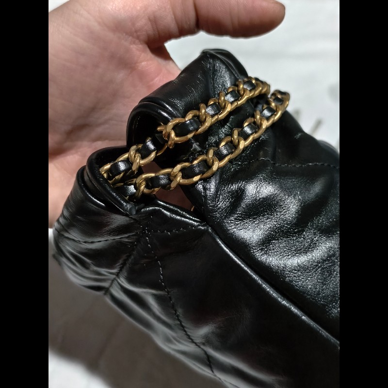 CHANEL 22 MINI 黑金 晶片-4