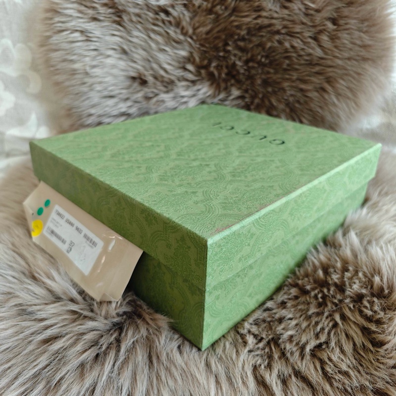 99新未使用Gucci古馳 互扣式雙G鏤空 尺碼37-13