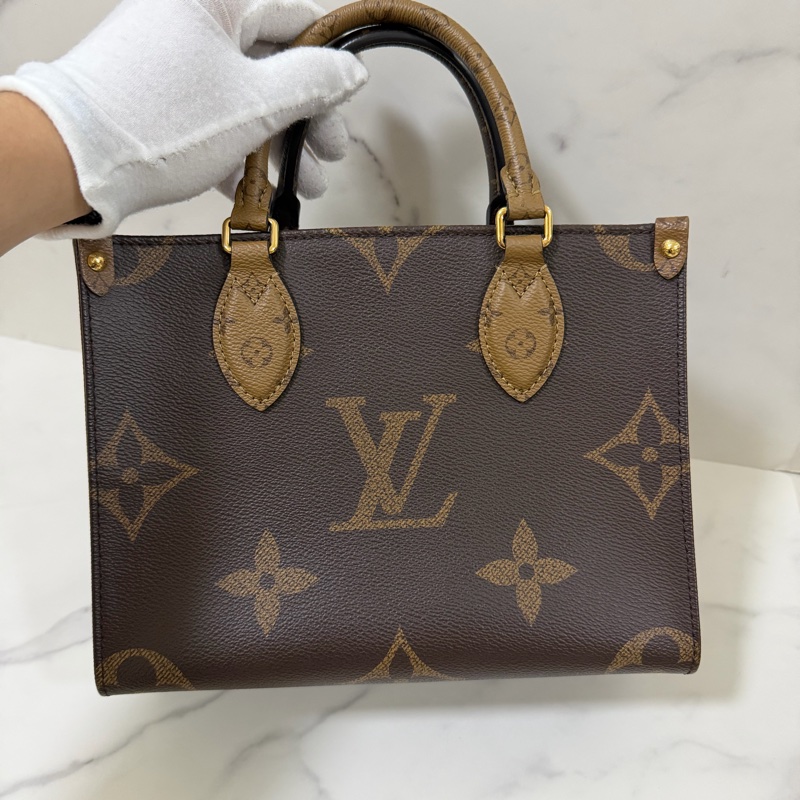 LV On The Go Pm 小號晶片款-1