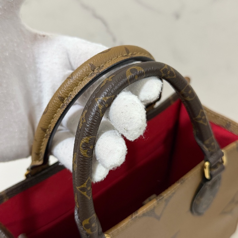 LV On The Go Pm 小號晶片款-3