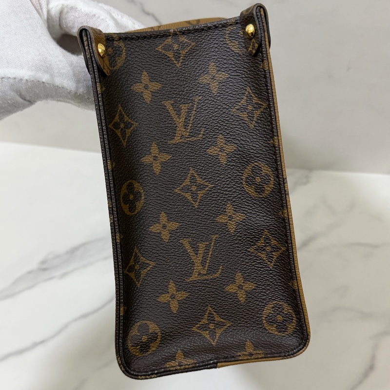 LV On The Go Pm 小號晶片款-8