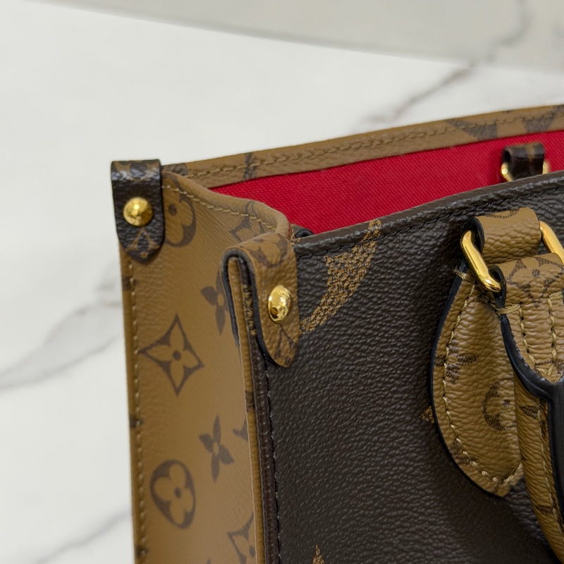 LV On The Go Pm 小號晶片款-10