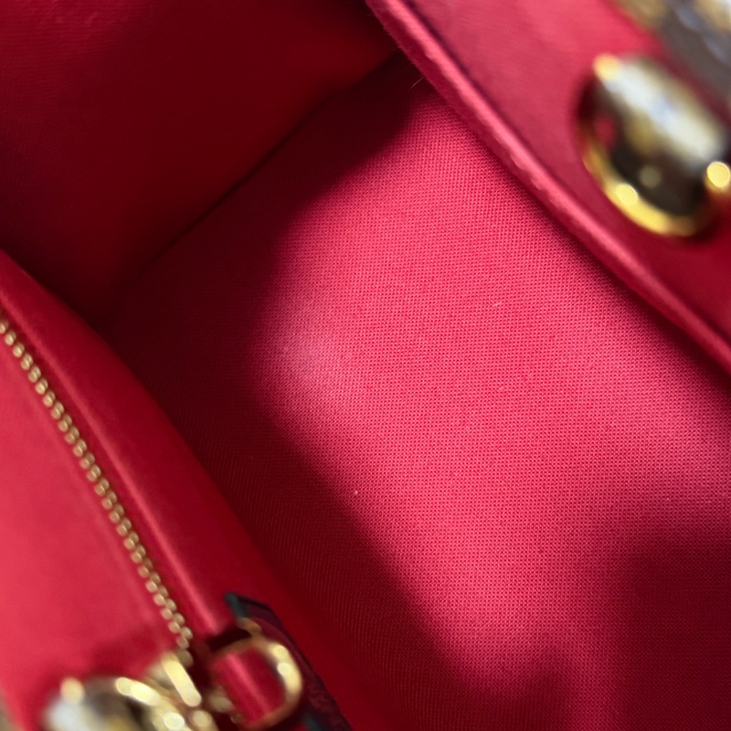 LV On The Go Pm 小號晶片款-21