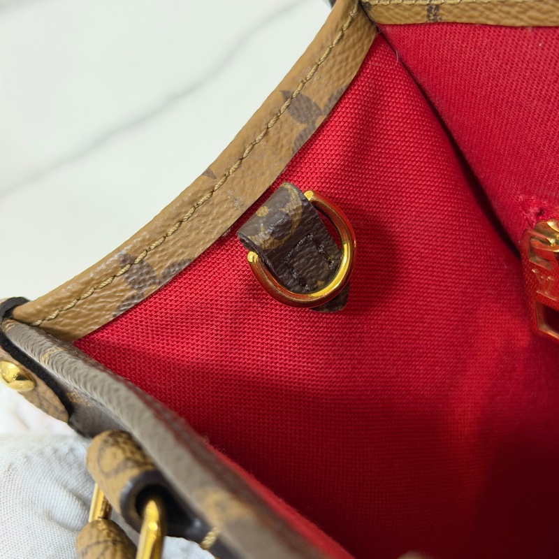 LV On The Go Pm 小號晶片款-23