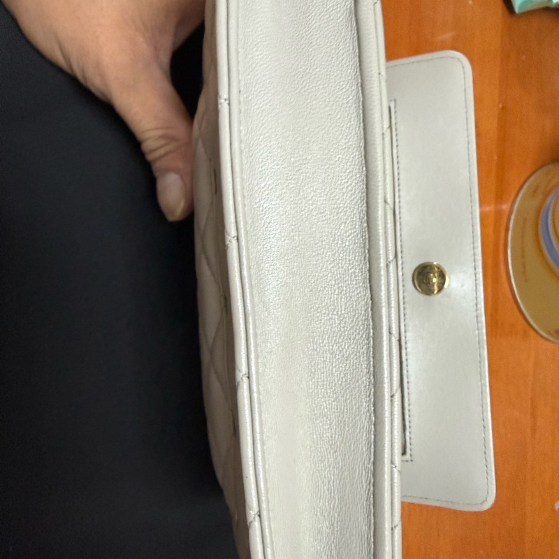 CHANEL CLASSIC WALLET ON CHAIN-21