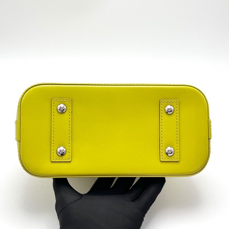 LV 黃色銀扣水波紋 貝殼Alma BB手提肩背斜背包24*17.5*11 98新配件塵袋 鎖鑰匙-6