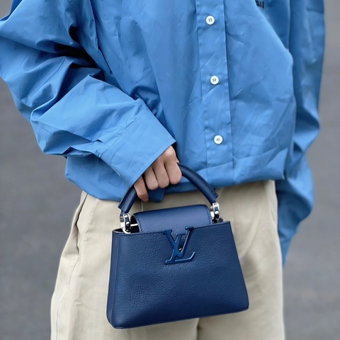 LV藍色銀扣 Capucines mini 手提肩背斜背包20*13*7.5 98新配件盒子塵袋
