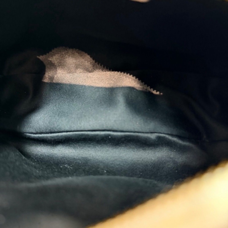 MIUMIU 白金褶皺新月手提hobo包22*13*6 98新配件塵袋購證-2