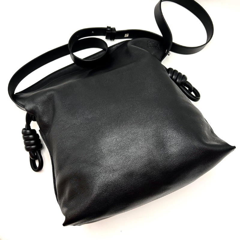 LOEWE黑色Flamenco 福袋肩背斜背包31*36*14 98新配件塵袋-3