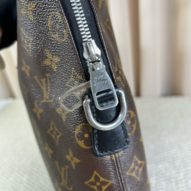 LV路易威登老花公文包 經典Monogram配色 黑色手柄 有肩帶-21