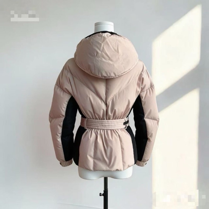 moncler 粉色羽絨服滑雪外套1碼 99新配件塵袋衣架-4