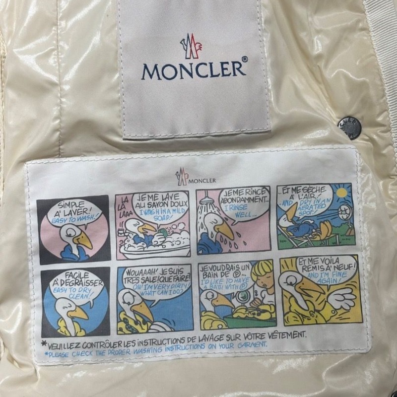moncler 羽絨外套白色 2 碼 99新配件塵袋衣架-4