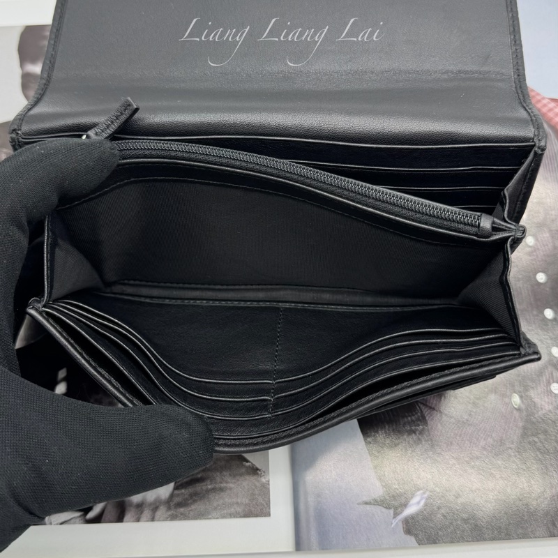GUCCI 古馳Microguccissima 皮帶扣黑色長夾-10
