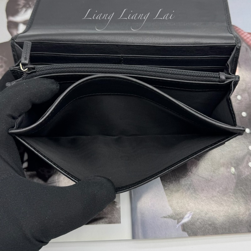 GUCCI 古馳Microguccissima 皮帶扣黑色長夾-12