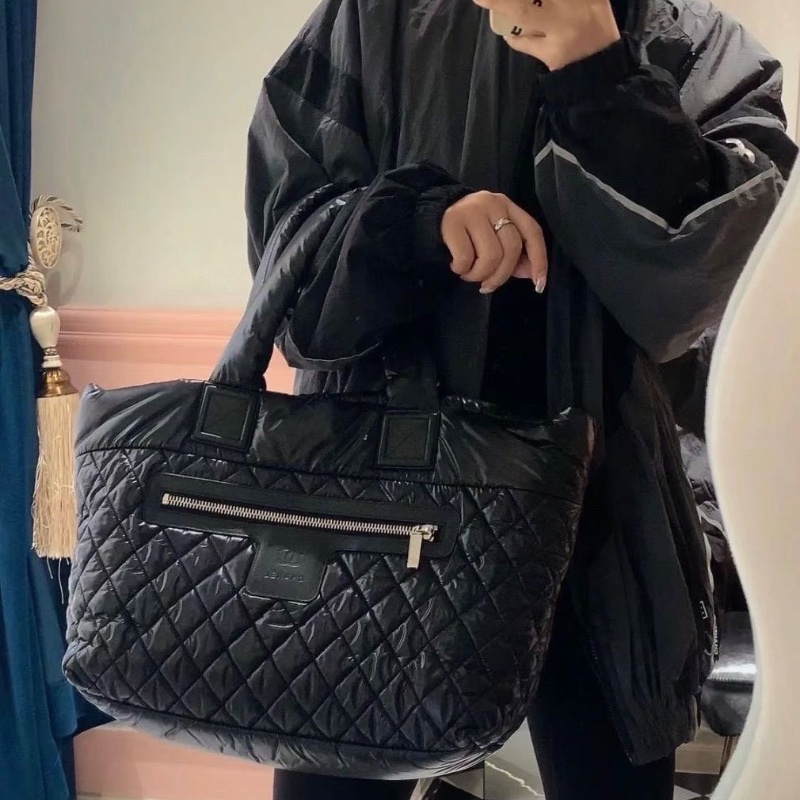 Chanel 黑色羽絨tote托特包27*28*16 99新配件保卡-0