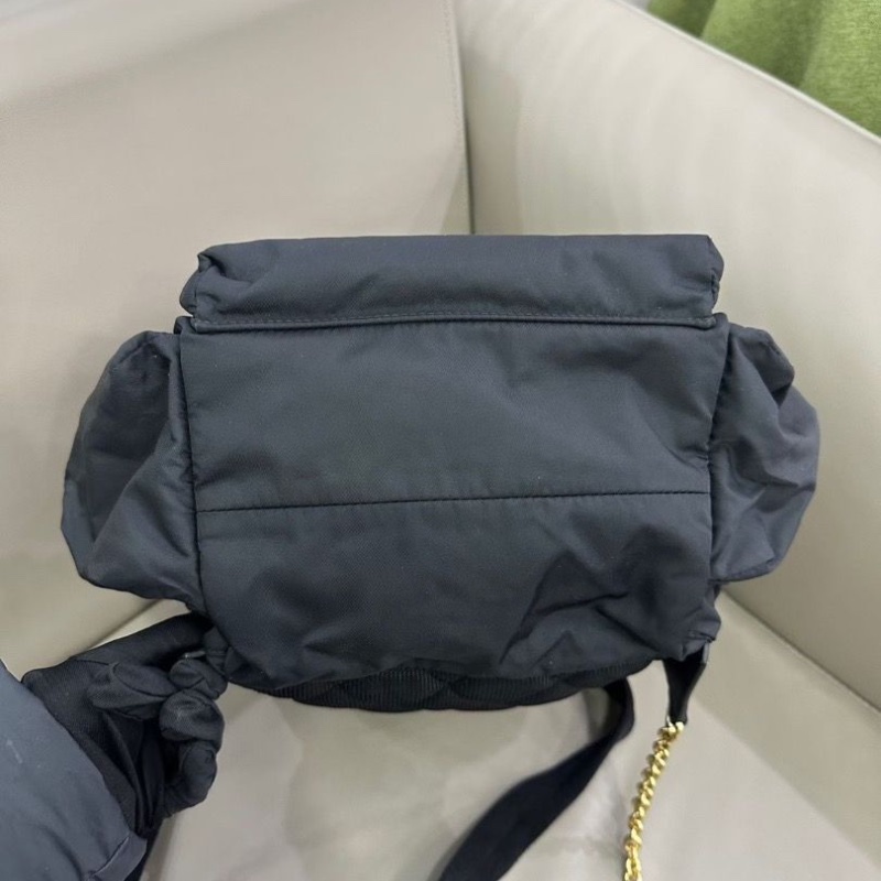 Burberry 黑色尼龍後背包 小號 24×26 99新配件塵袋-6